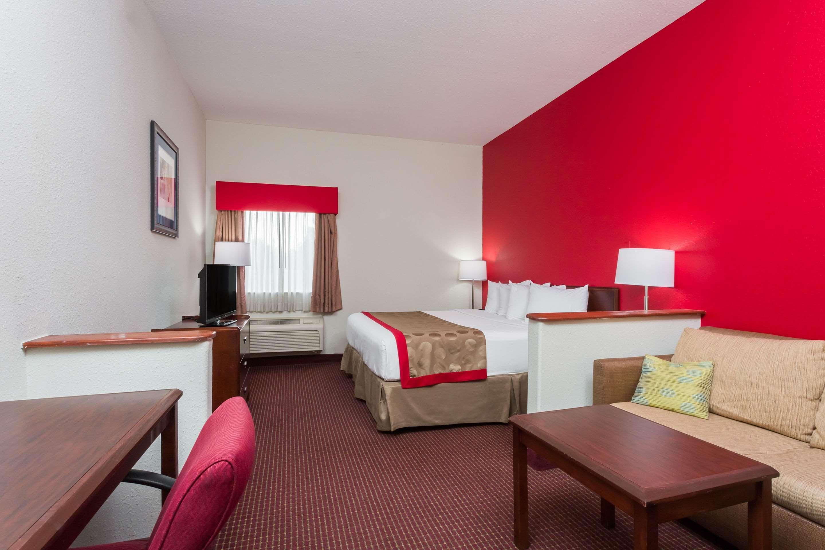 Quality Inn Zephyrhills-Dade City Kültér fotó